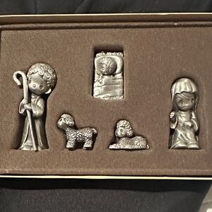 Precious Moments pewter Nativity Figurine Set